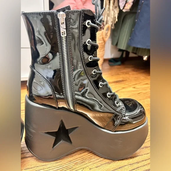 Demonia Dynamite-106 Black Platform Ankle Boots Size 9 - Picture 5 of 13